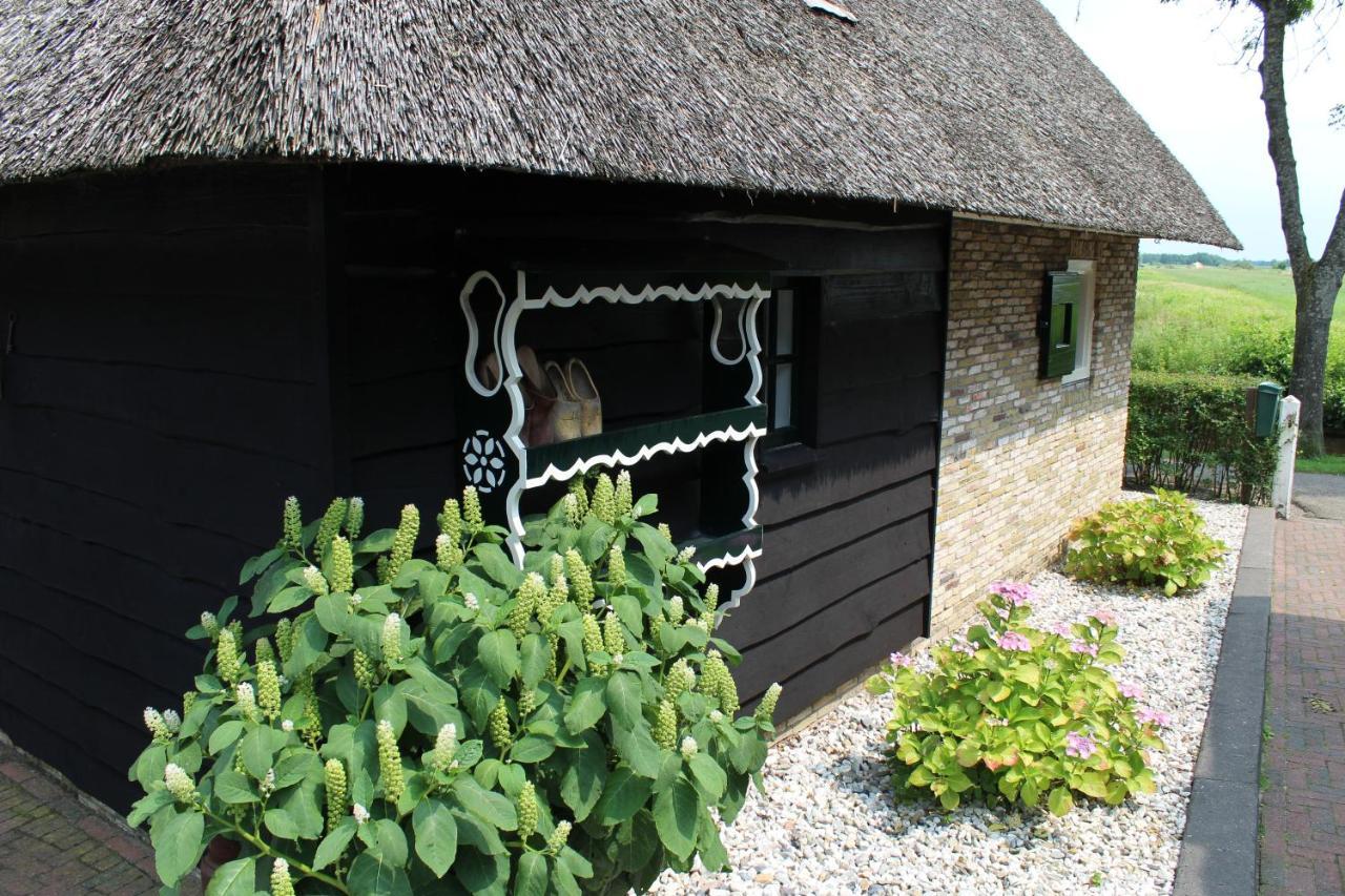 Appartement Het Kleine Huisje Met Bedstee Giethoorn Exterior photo